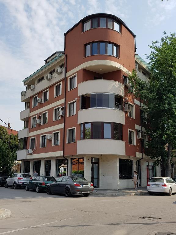 Apartment Tomi Ρούσε Εξωτερικό φωτογραφία